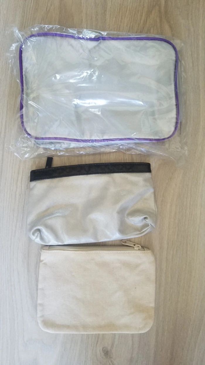 3 trousses de toilette - photo numéro 3