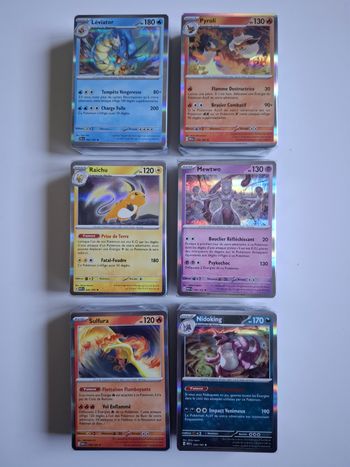 Lot de 100 cartes pokemon différentes sans doubles avec brillantes
