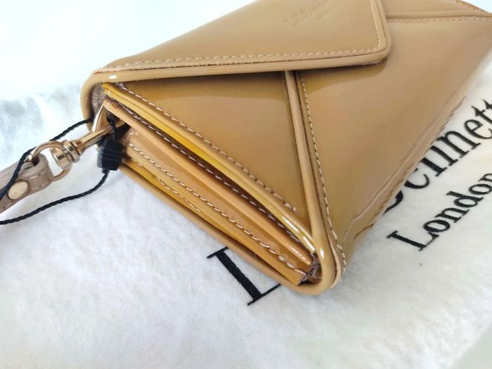 Portefeuille LK Bennett Compagnon en cuir verni taupe - NEUF - photo numéro 4