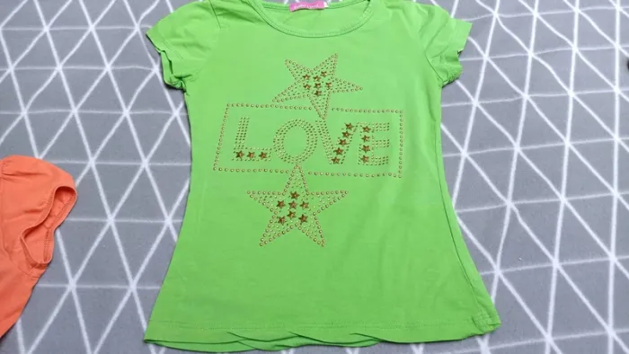 🦄 lot 4 hauts, 6 ans - photo numéro 5