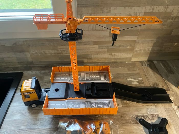 Camion  friction  avec remorque de pliable plus grue  neuf - photo numéro 5