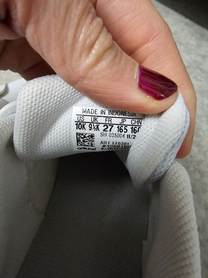 Adidas enfant basket a scratch pointure 27 non portés neuve 30€ - photo numéro 8