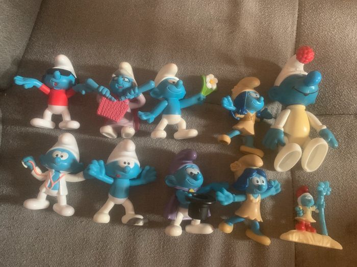 Lot de figurines schtroumpfs
