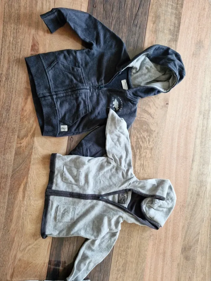 2 gilets 9 mois