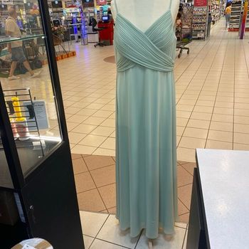 Vends robe de cérémonie