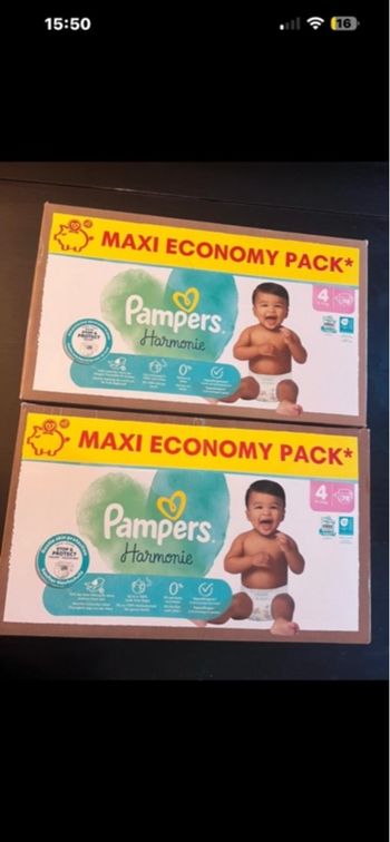 2 carton pampers harmonie 4