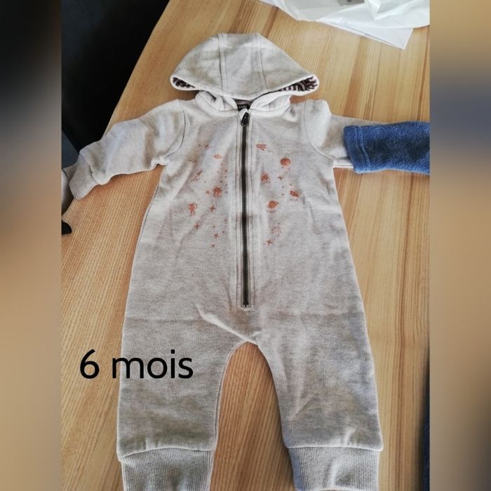 Garçon 1,3 et 6 mois - photo numéro 4