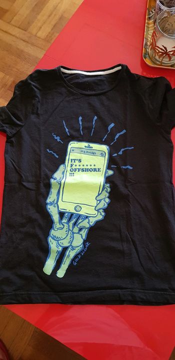 Tee-shirt fluorescent