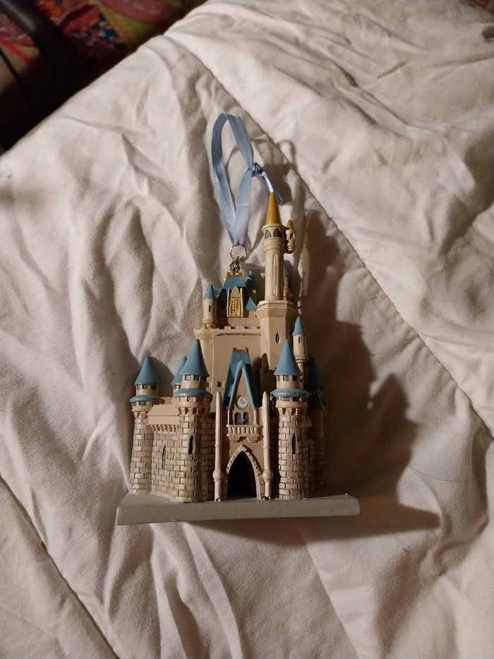 Ornement de Noël Disney Store officiel chateau