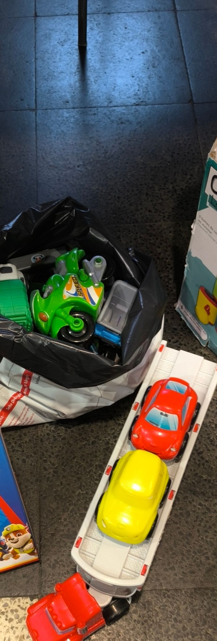 Lot véhicule - photo numéro 2