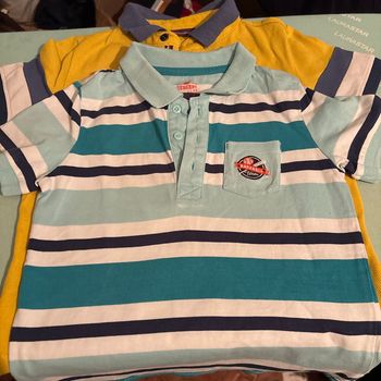 Vends lot de deux polos sergent major 5 ans très bon état