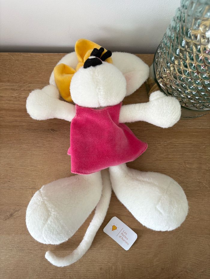 Peluche Diddlina rose noeud jaune - photo numéro 3