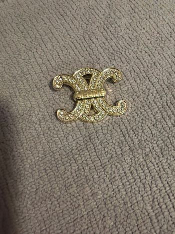 Broche Celine