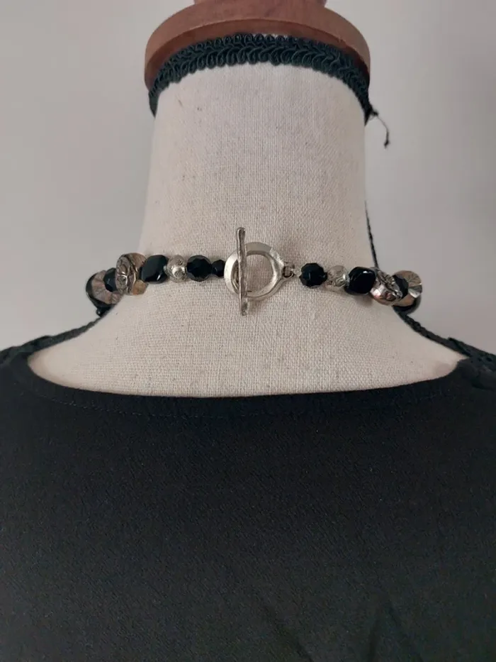 collier grosses perles noires et acier 🥳 - photo numéro 3