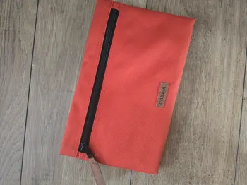 Pochette Cabaïa orange neuve