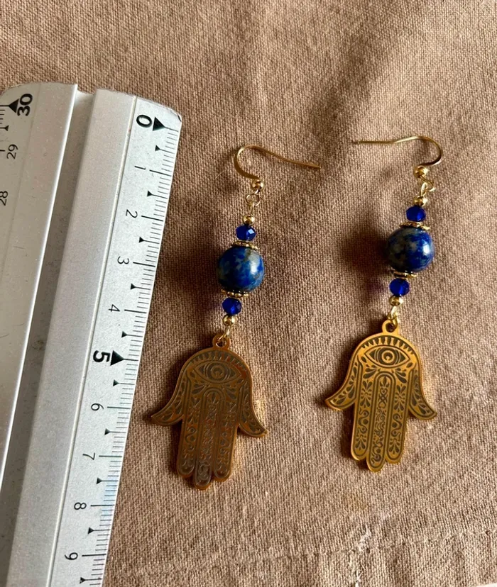 💙🪬Boucles d’oreilles tendance bohème spirituelle Khamsa Lapis-lazuli oriental Vibes earrings🪬💙 - photo numéro 6