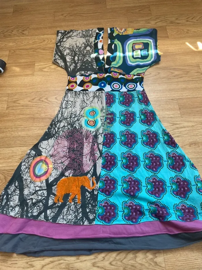 Très jolie robe desigual multicolore - photo numéro 2