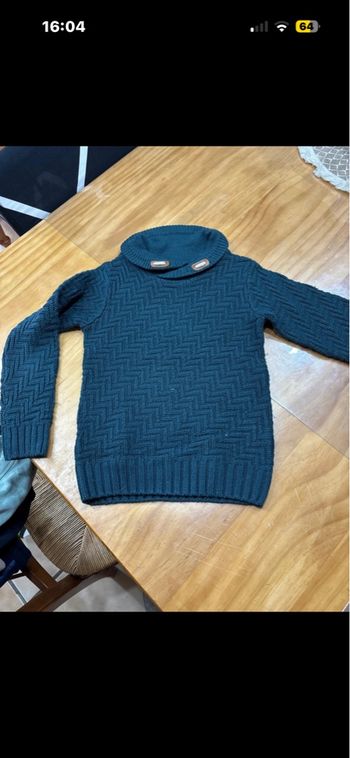 Pull col haut 