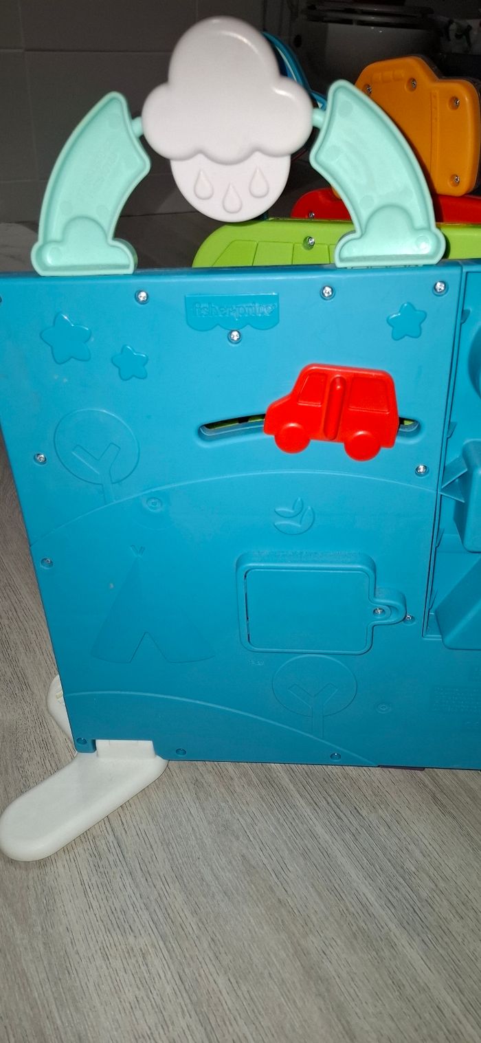 Grand livre d activités Fisher Price 6 mois et plus - photo numéro 3