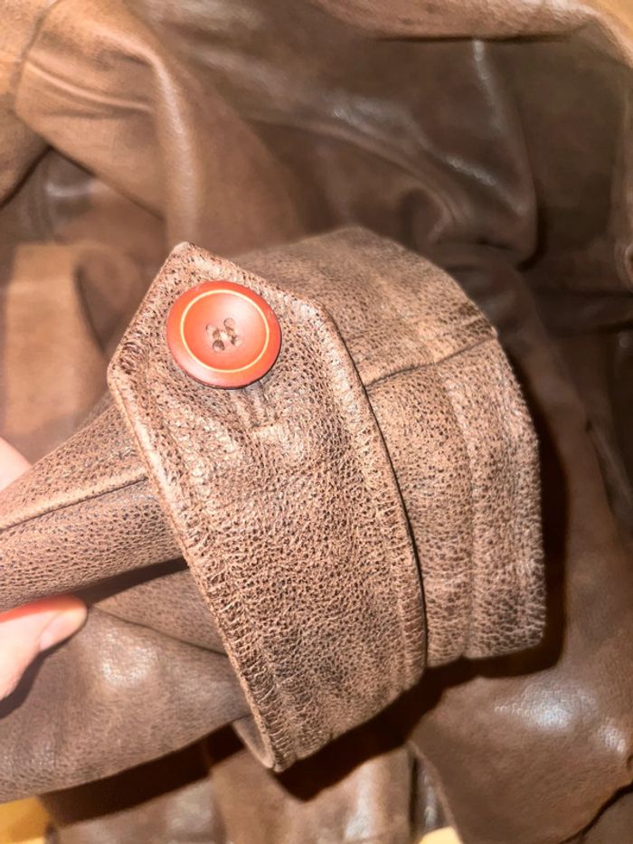 Manteau en cuir - photo numéro 3