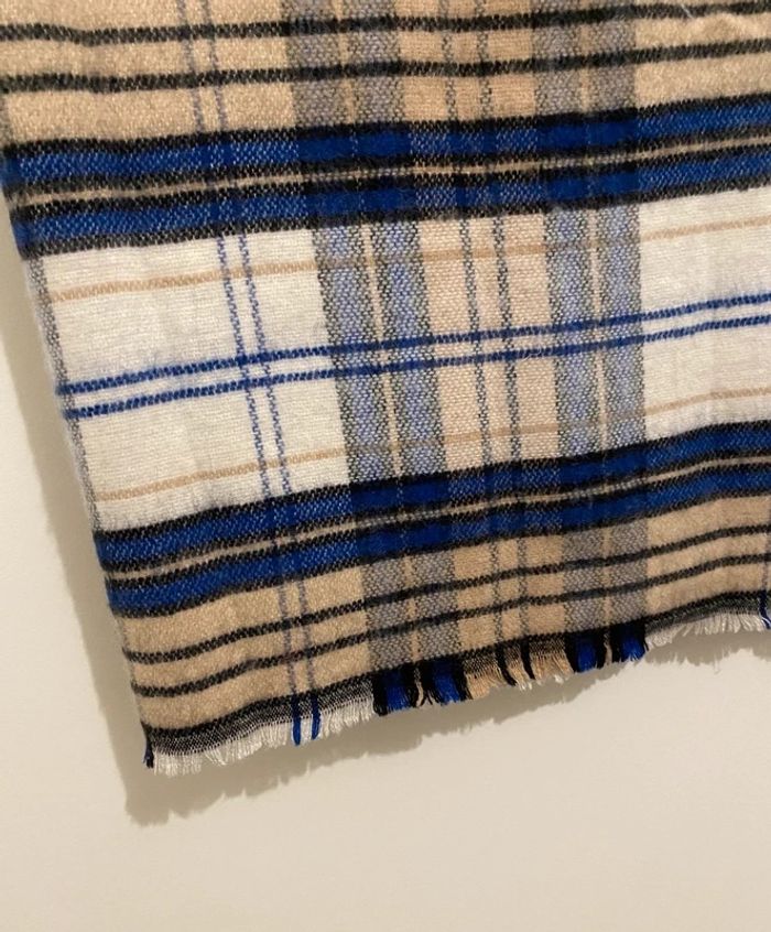 Écharpe motif tartan/carreaux - photo numéro 2