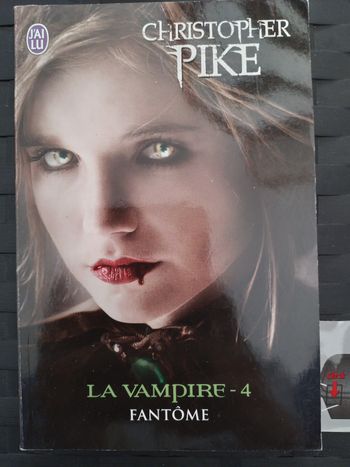 Livre la vampire