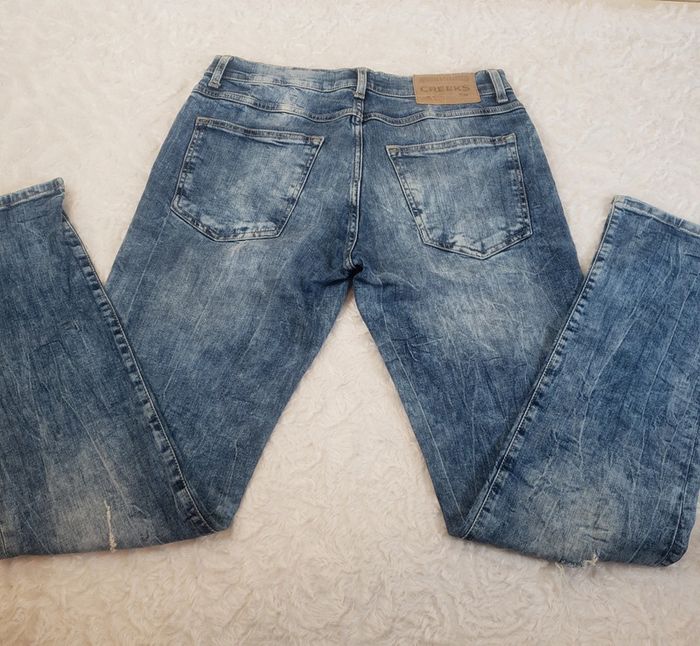 Jean's troué Creeks taille 38 - photo numéro 3