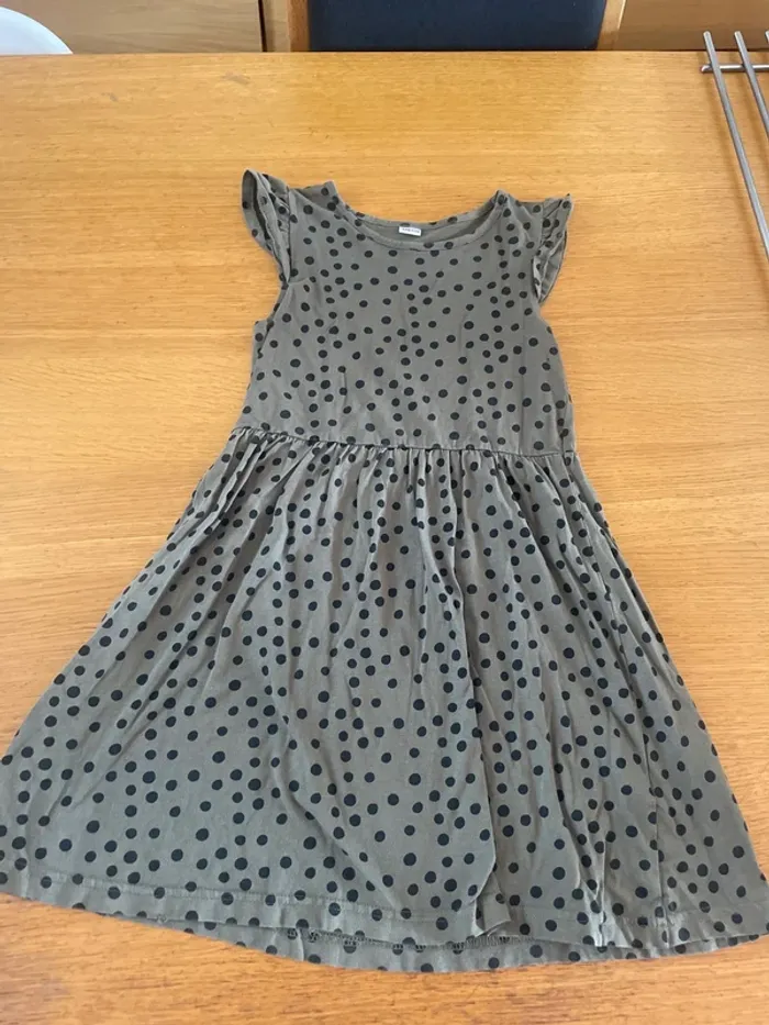 Robe kaki 8 ans