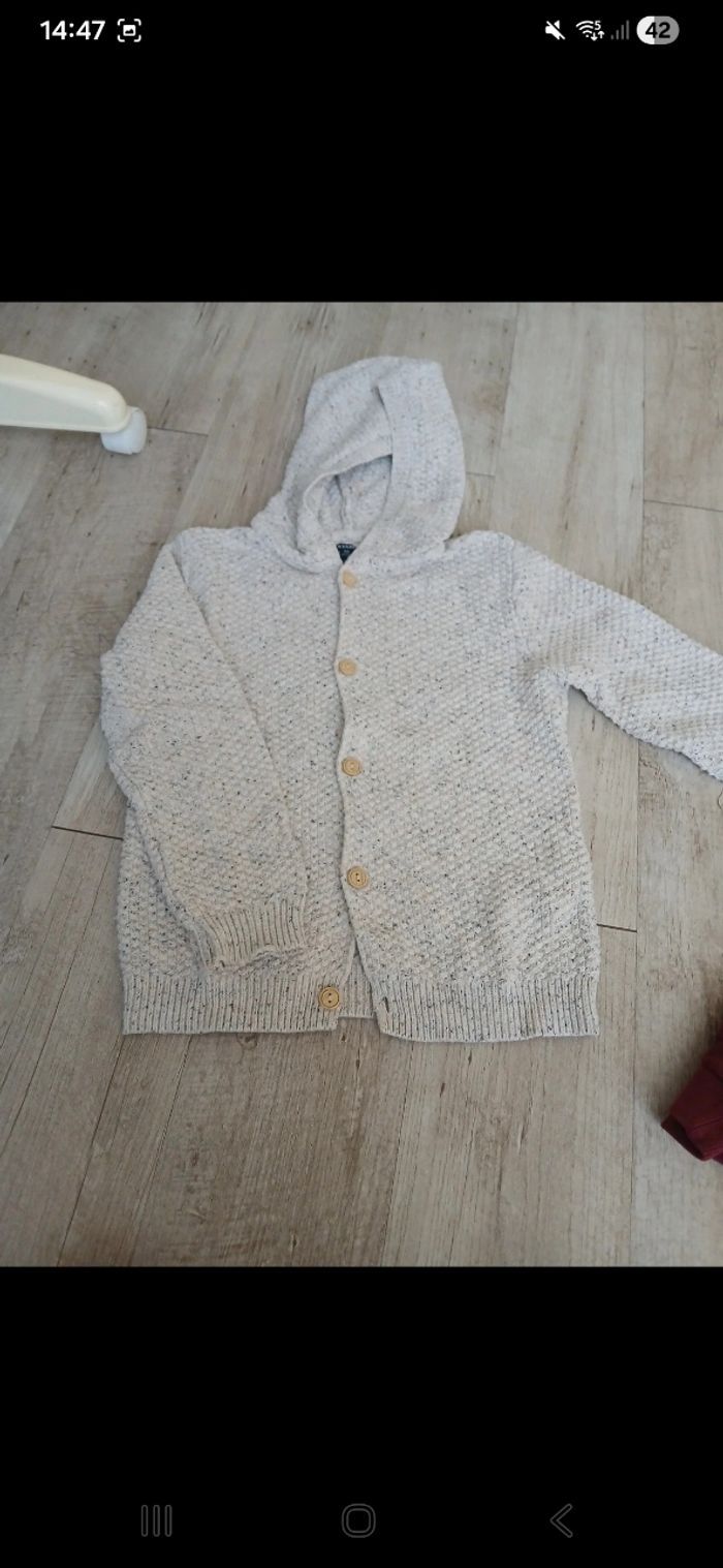 Lot de 2 sweat et 1 gilet 10 ans - photo numéro 5