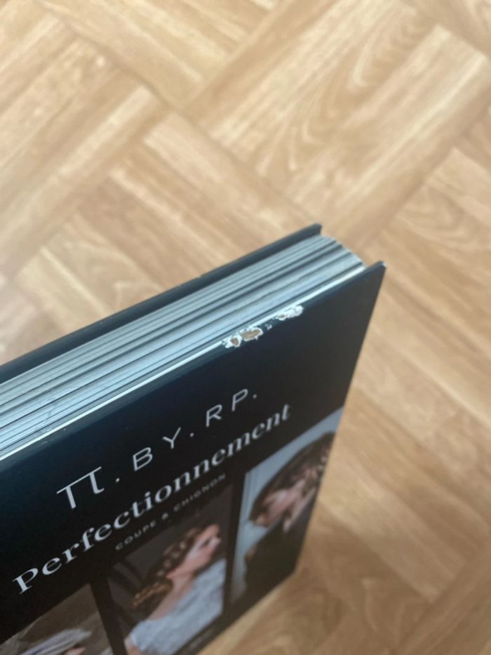 Livre coiffure Raphaël Perrier - Perfectionnement - Coupe & Chignon (NEUF) - photo numéro 5
