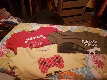Lot tee-shirts manches courtes 8 ans