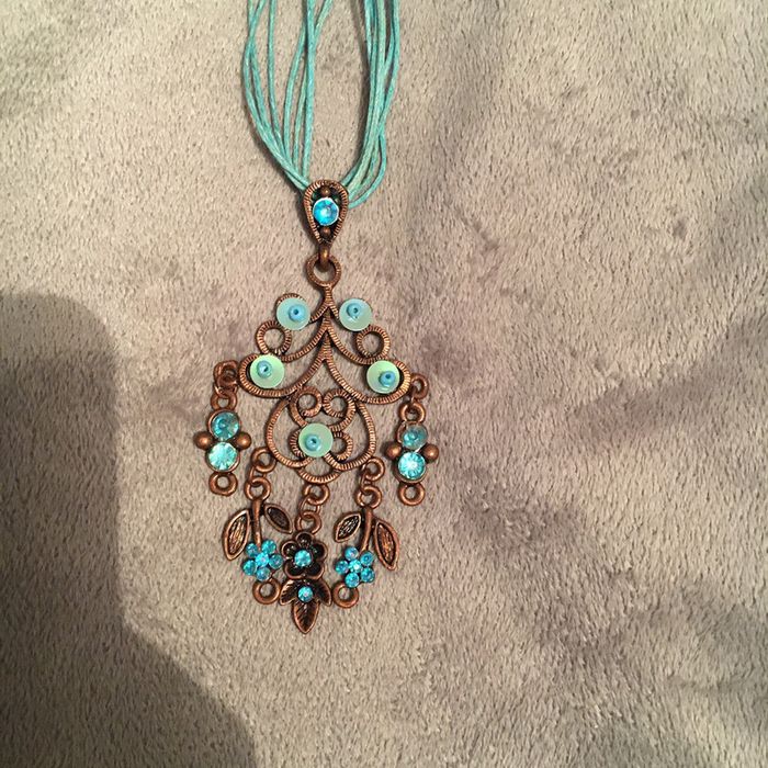Collier fantaisie métal vieilli bleu et bronze