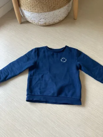 Sweat bleu marine kiabi 8 ans
