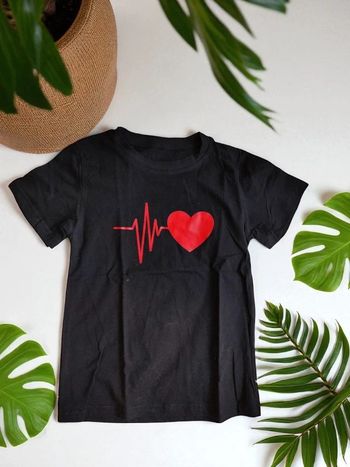T shirt heartbeat coeur électrocardiogramme