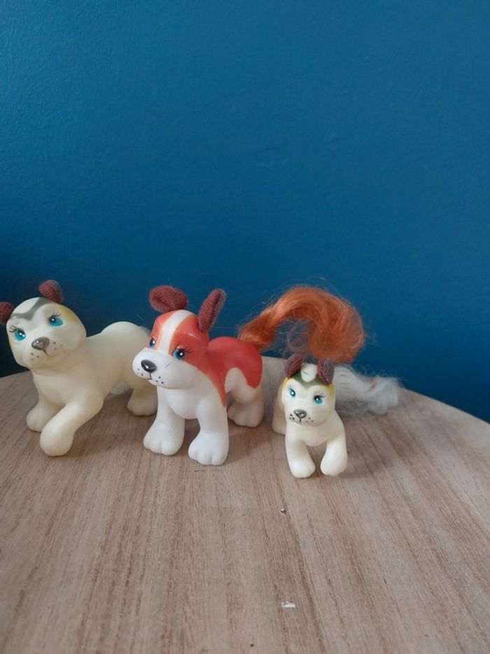 Puppy dog tails