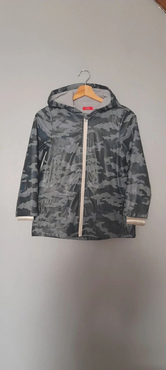 Veste imperméable imprimé Militaire