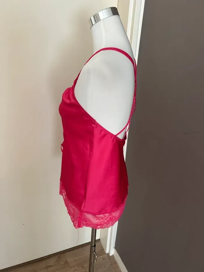 Etam top, caraco, rose, satin fuchsia, taille 38 femme - photo numéro 2