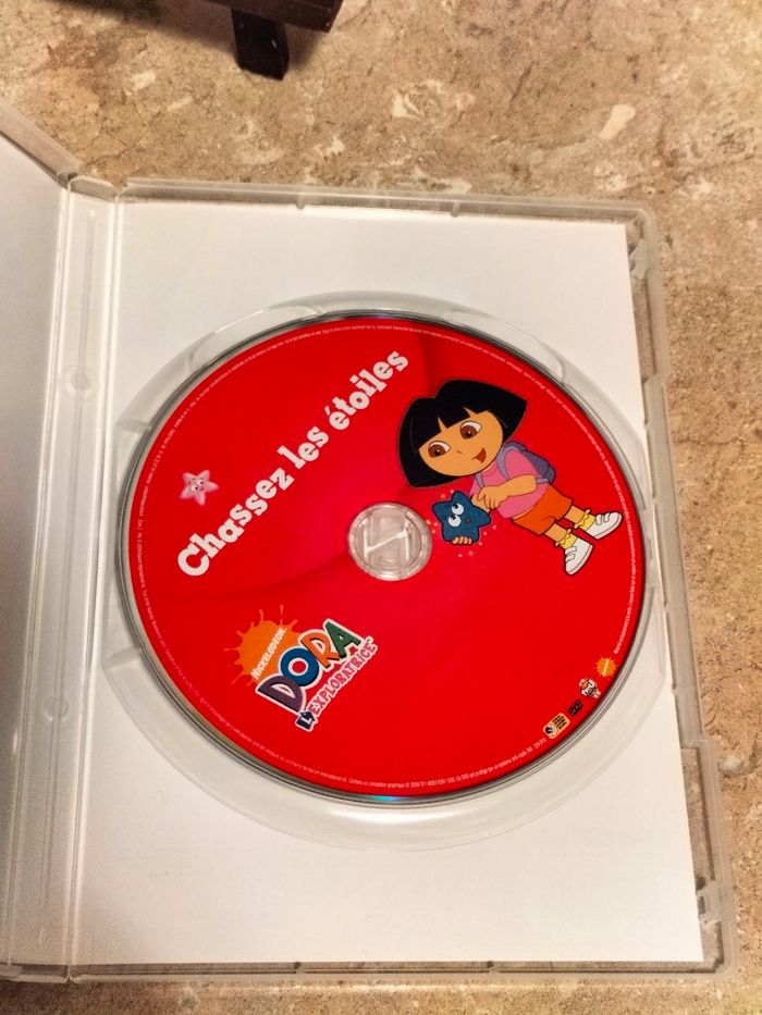 DVD 🔥 Dora l'exploratrice Chassez les étoiles - photo numéro 3