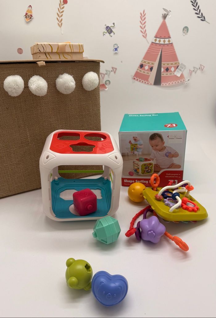 Cubes Montessori 7 en 1 – Trieur de formes - Jouets d’éveil bébé - photo numéro 1