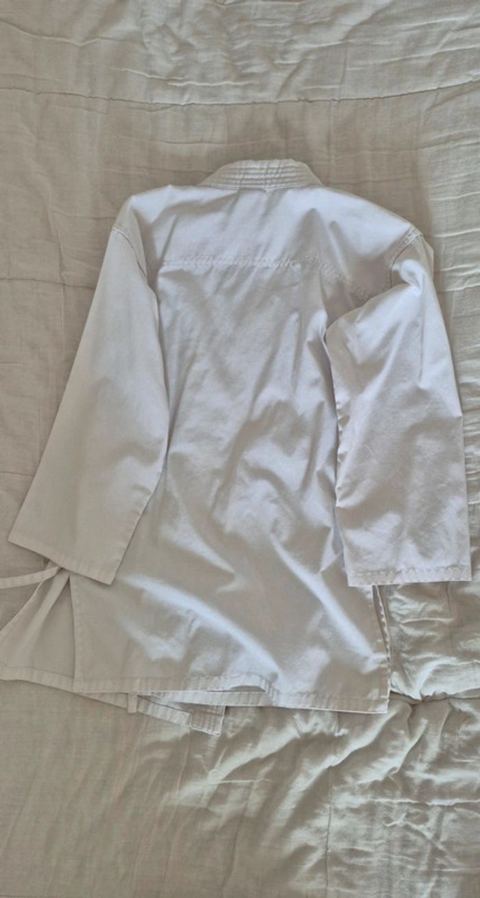 Kimono de karaté / sports de combat avec ceinture blanche outshock / décathlon - photo numéro 3