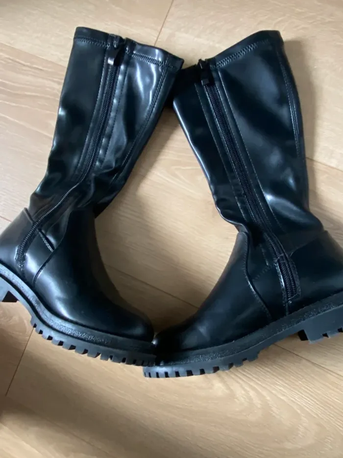 Bottes mi- hautes - photo numéro 5
