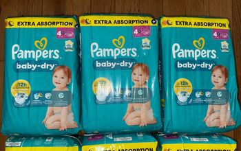 Lot de 3 paquets de couches Pampers taille 4+