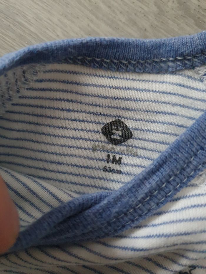 Body 1mois - photo numéro 2