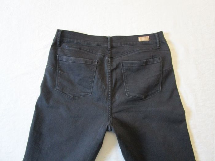 Jean femme Juicy Couture coupe skinny stretch taille 42 W32 L30 noir (J282) - photo numéro 5