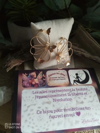 Boucles d'oreilles labradorite, papillons + carte