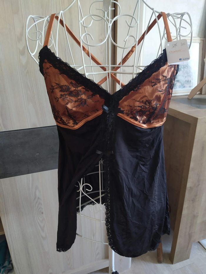Nuisette noir et dorée - Charlott'