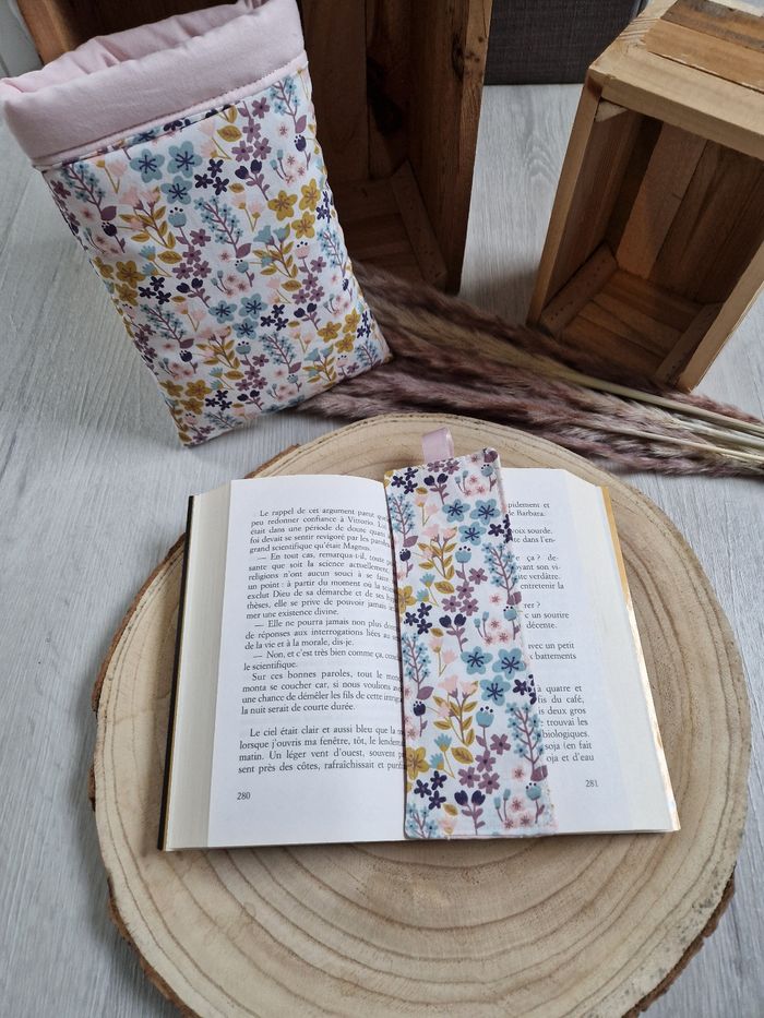 Pochette Livre de Poche + marque pages - photo numéro 4
