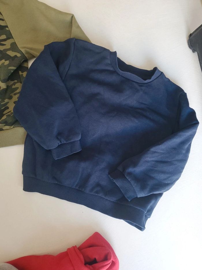 Lot Pulls 5 ans - photo numéro 6