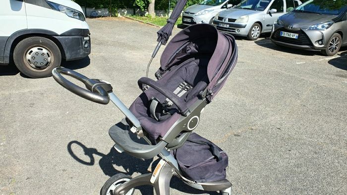 Poussette stokke trio 200 euros - photo numéro 3