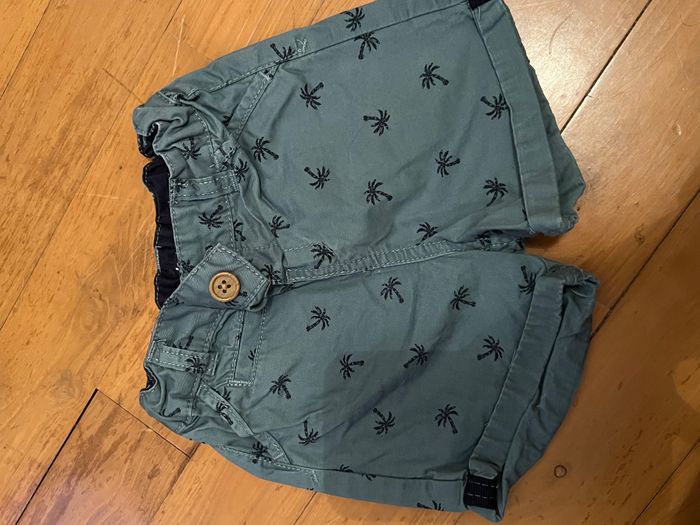 Lot shorts 9 12 mois - photo numéro 4